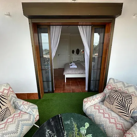 Perla Paraiso Royal *