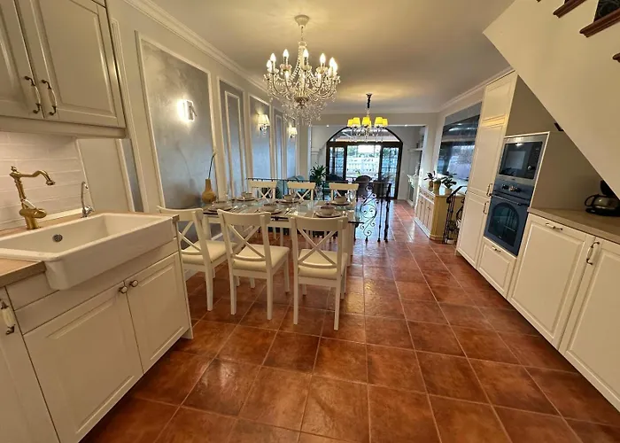 Апартаменты Perla Paraiso Royal